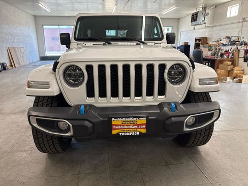 Used 2022 Jeep Wrangler Unlimited Sahara w/ Cold Weather Group AWD/4WD image 6