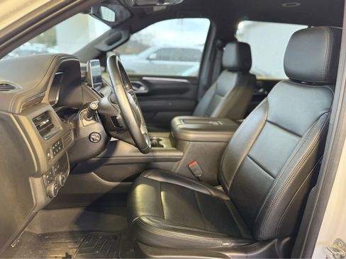 Certified 2023 Chevrolet Tahoe Z71 w/ Luxury Package image 9