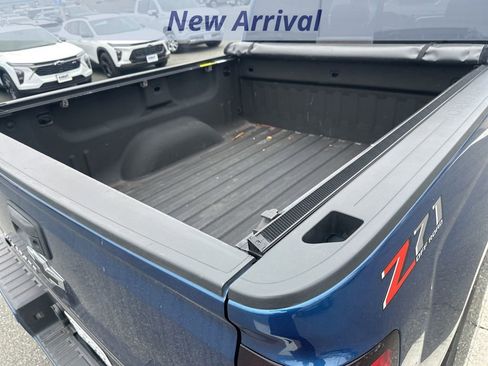 Used 2018 Chevrolet Silverado 1500 LT w/ All Star Edition image 10