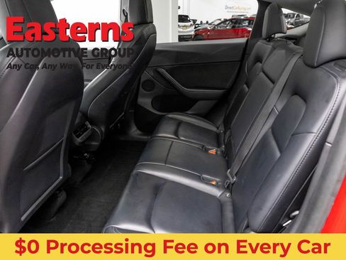 Used 2021 Tesla Model Y Long Range AWD/4WD image 16