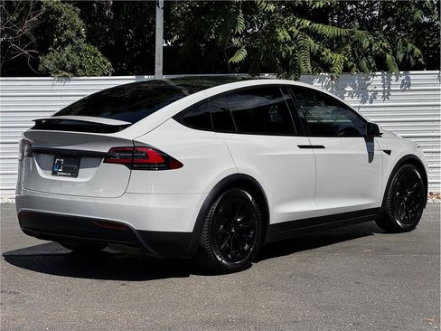 Used 2017 Tesla Model X 100D AWD/4WD image 10