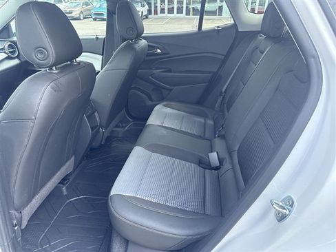 Certified 2024 Chevrolet Trax LT w/ Driver Confidence Package FWD image 23