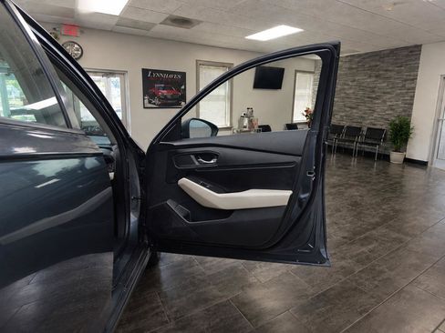 Used 2025 Honda Accord SE image 20