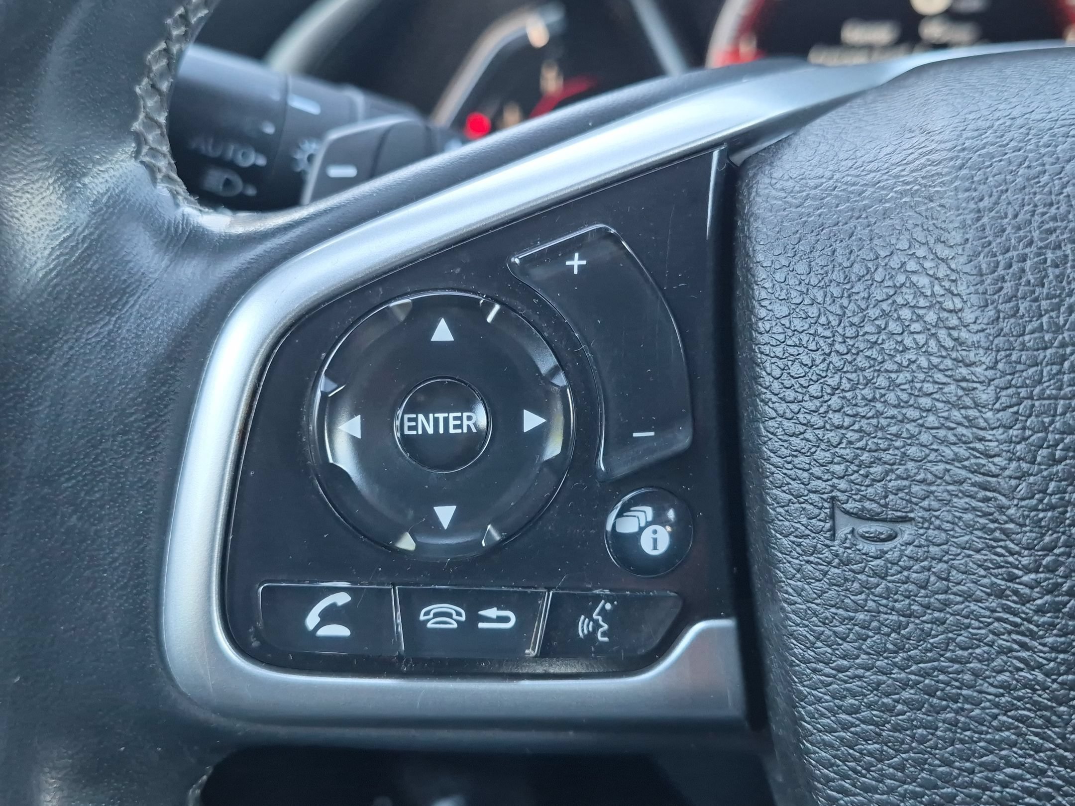 Used 2019 Honda Civic Sport image 14