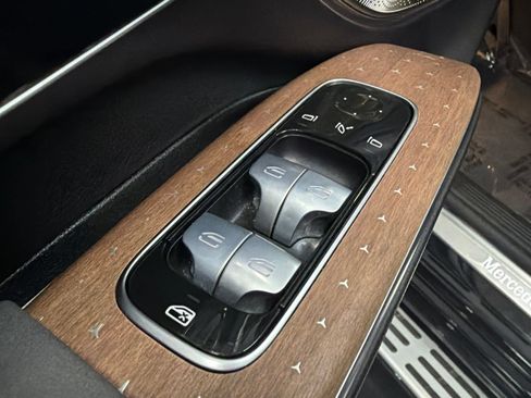 Used 2024 Mercedes-Benz EQS 450+ SUV image 22