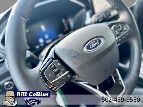 New 2024 Ford Escape SE image 13