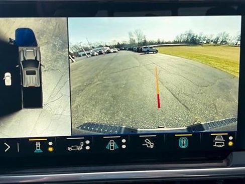 Used 2025 Chevrolet Silverado 2500 High Country w/ High Country Premium Package image 13