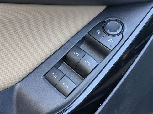 New 2026 Chevrolet Equinox ACTIV w/ Convenience Package III image 9