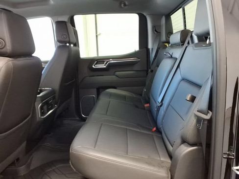 Used 2023 Chevrolet Silverado 1500 LTZ AWD/4WD image 15