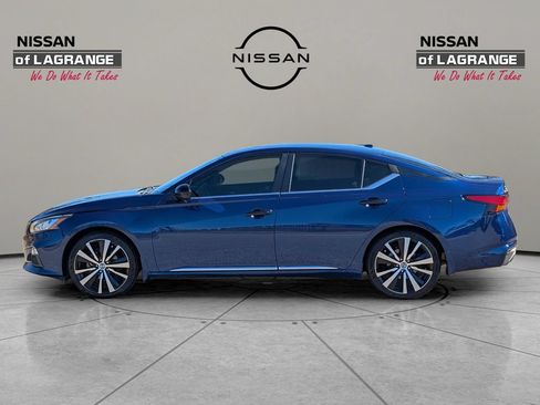 Used 2020 Nissan Altima 2.5 SR FWD image 8