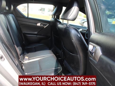 Used 2017 Lexus CT 200h image 16