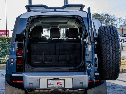 Used 2023 Land Rover Defender 110 S image 26