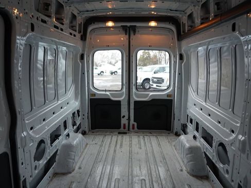 Used 2016 Ford Transit 350 148 High Roof image 28