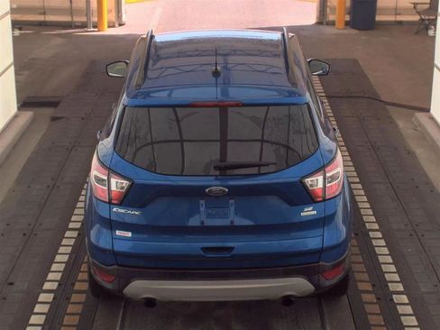 Used 2017 Ford Escape SE w/ Equipment Group 201A FWD image 6