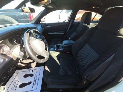 Used 2023 Dodge Charger SXT image 6