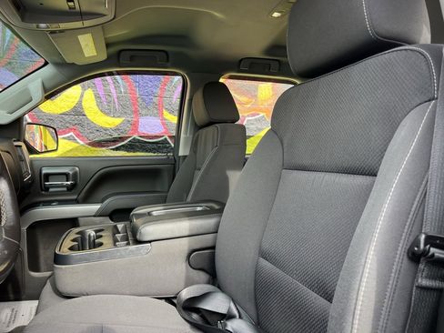 Used 2018 Chevrolet Silverado 1500 LT w/ All Star Edition image 47