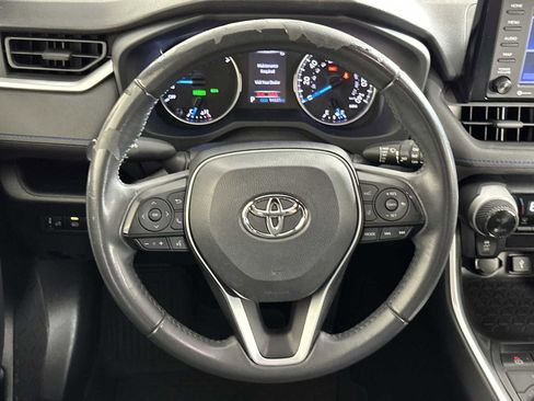Used 2022 Toyota RAV4 SE AWD/4WD image 14