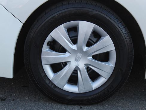 Used 2016 Subaru Impreza 2.0i image 33