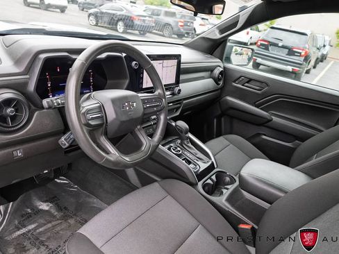 Used 2023 Chevrolet Colorado Trail Boss AWD/4WD image 19