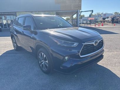 Used 2023 Toyota Highlander L