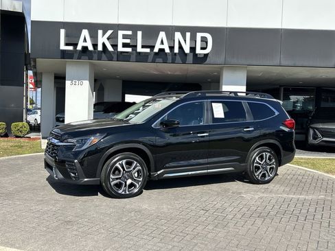 Certified 2025 Subaru Ascent Touring w/ Popular Package #2 image 2