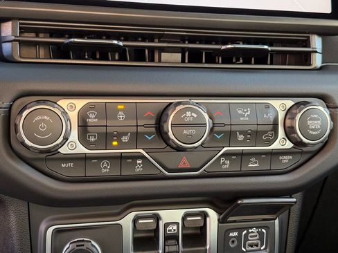 New 2026 Jeep Wrangler Sahara image 19