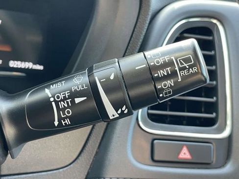 Used 2022 Honda HR-V EX image 25