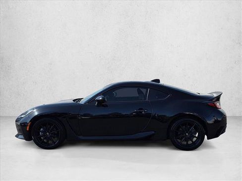 Used 2024 Toyota GR86 Premium RWD image 9