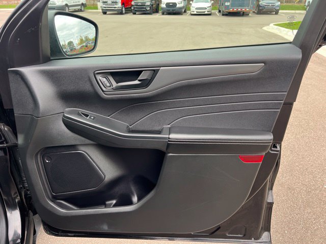 Used 2023 Ford Escape Active AWD/4WD image 10