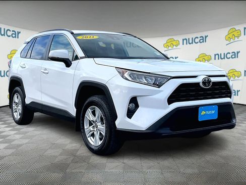 Used 2021 Toyota RAV4 XLE image 1