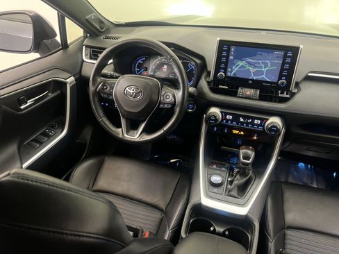 Used 2019 Toyota RAV4 XSE image 30