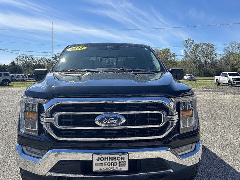 Used 2022 Ford F150 XLT w/ Equipment Group 302A High AWD/4WD image 3
