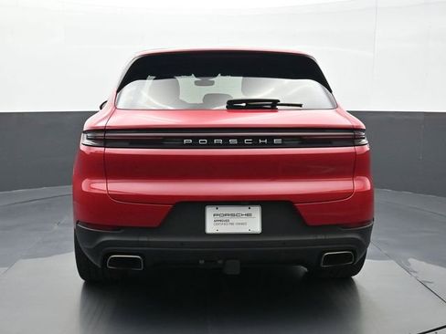 Certified 2024 Porsche Cayenne AWD/4WD image 21
