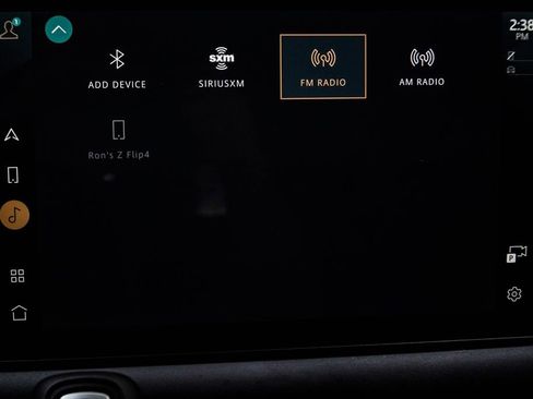 Used 2025 Land Rover Defender 110 S image 29