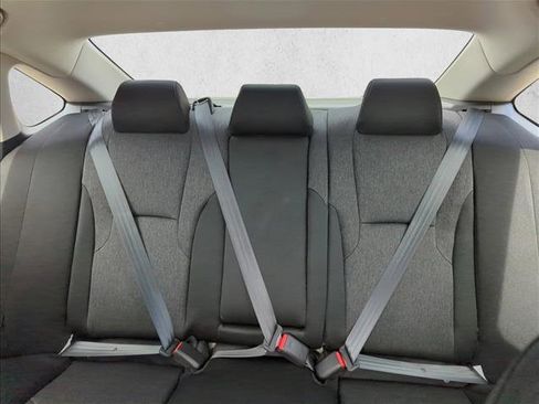 Used 2025 Honda Accord SE image 18