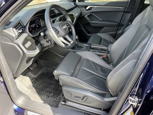 Used 2021 Audi Q3 2.0T Premium w/ Convenience Package image 7