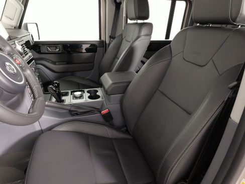 Used 2024 INEOS Grenadier Fieldmaster image 29