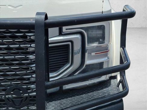 Used 2020 Ford F450 Lariat w/ Lariat Ultimate Package AWD/4WD image 9