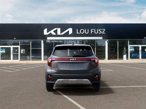 New 2026 Kia Seltos LX FWD image 5