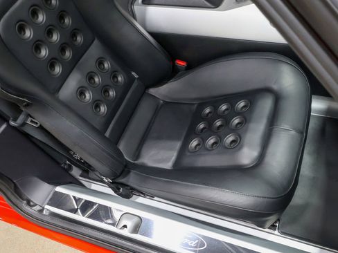 Used 2005 Ford GT image 42