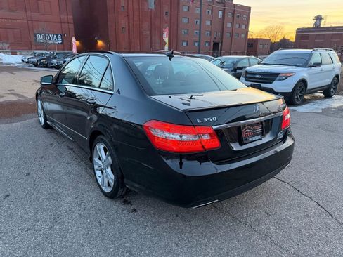 Used 2013 Mercedes-Benz E 350 4MATIC Sedan image 3