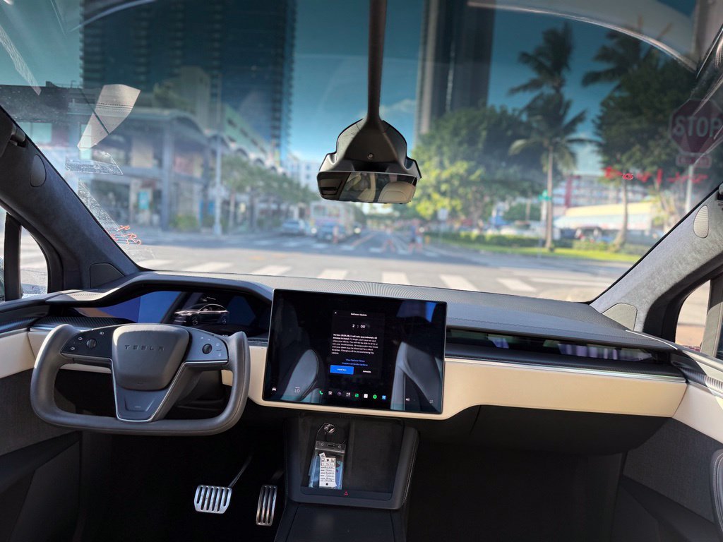 Used 2022 Tesla Model X Plaid AWD/4WD image 13