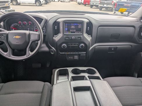 Used 2022 Chevrolet Silverado 1500 Custom image 15