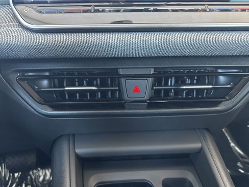 New 2026 Volkswagen Tiguan S image 25