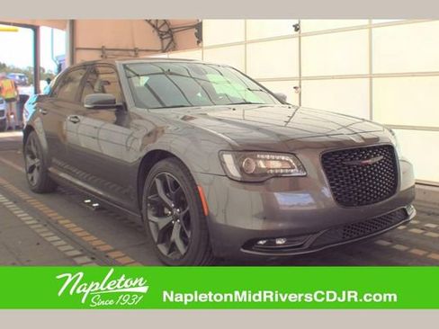 Used 2023 Chrysler 300 S RWD image 1