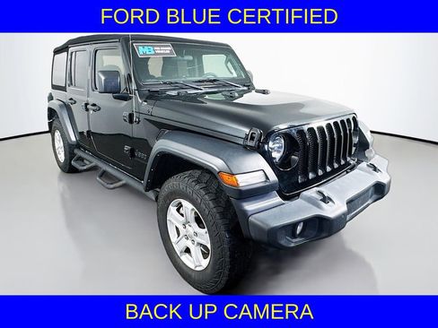 Used 2023 Jeep Wrangler Sport S image 3
