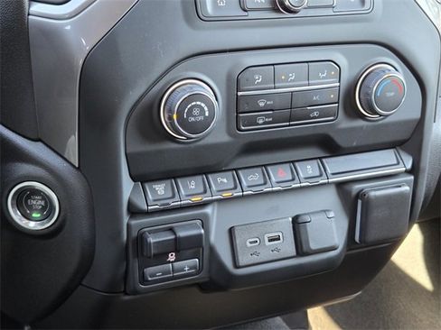 Used 2024 Chevrolet Silverado 2500 Custom w/ Custom Value Package image 32