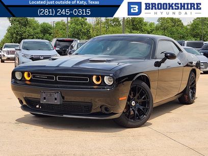 Used 2018 Dodge Challenger SXT