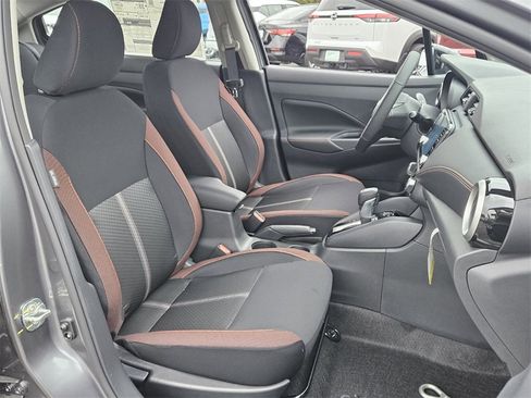 New 2025 Nissan Versa SR image 15