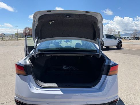 Used 2025 Nissan Altima 2.5 SR AWD/4WD image 28